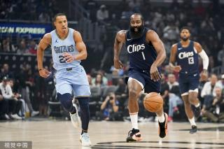 球场施工或 球场施工或