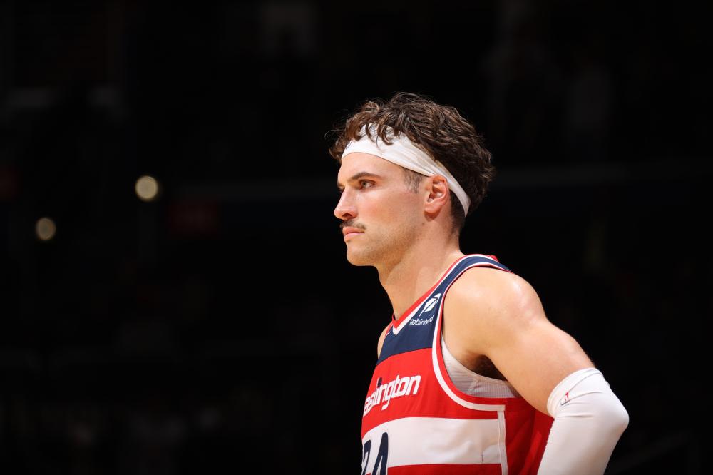 比锡红牛对 比锡红牛对